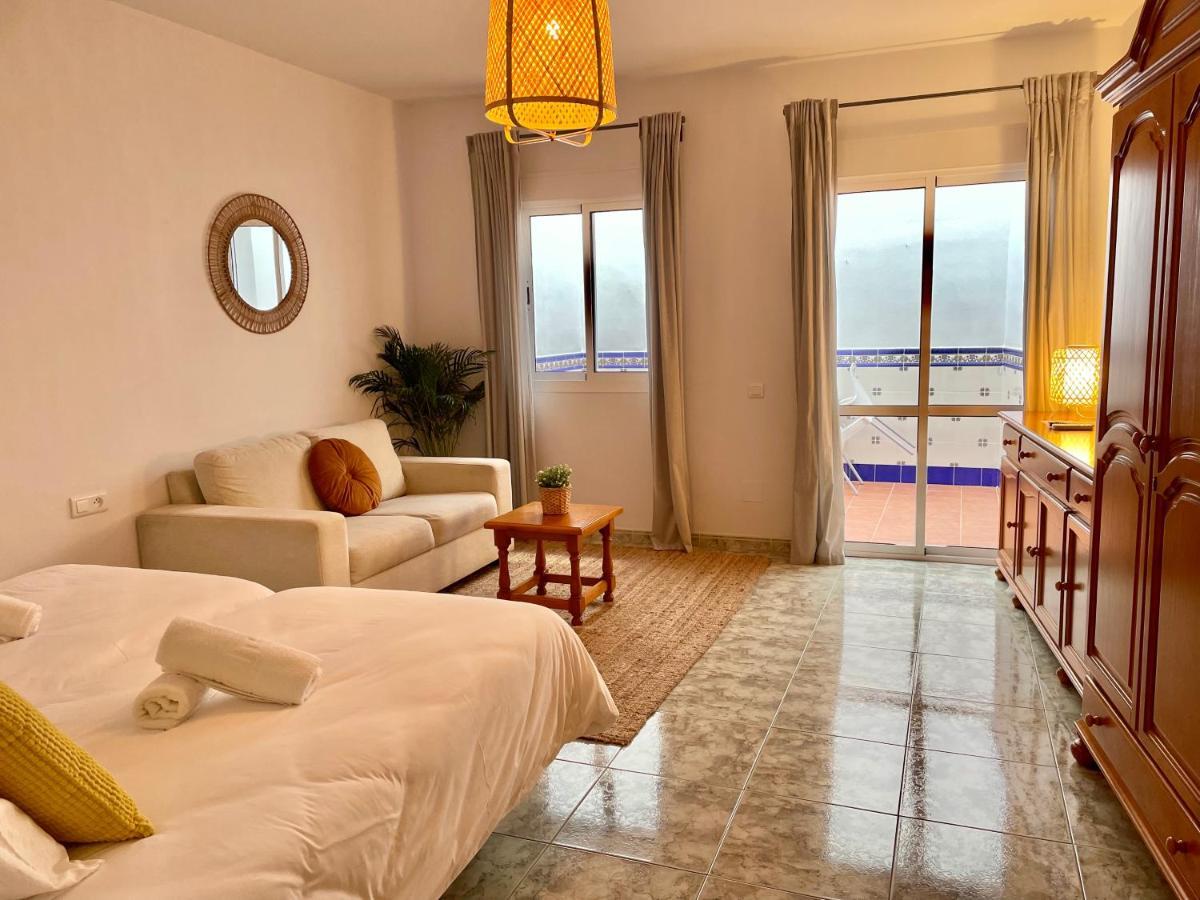 Apartamentos Alan Nerja Kültér fotó