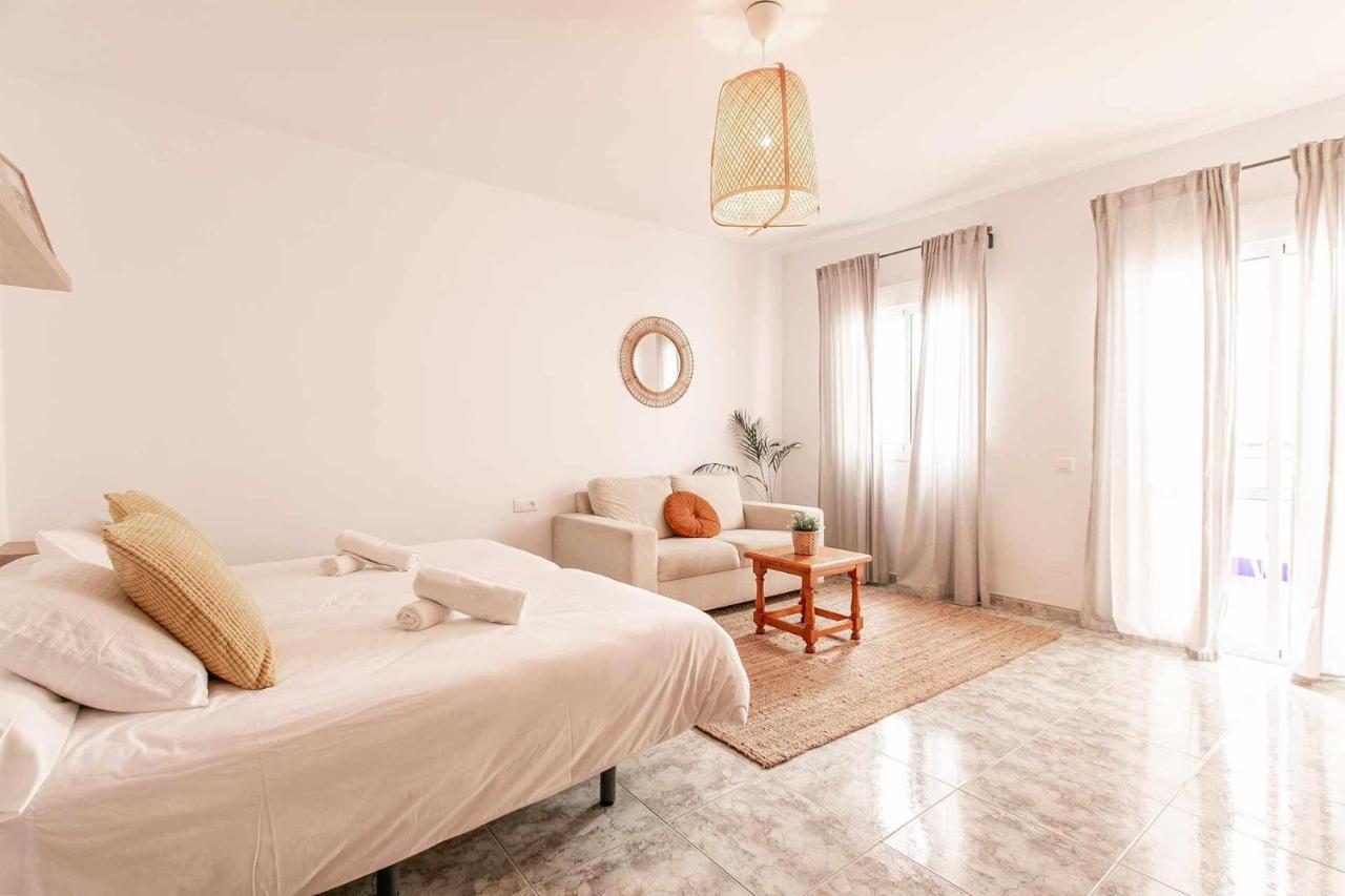 Apartamentos Alan Nerja Kültér fotó